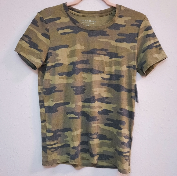 Lucky Brand Tops - Lucky Brand Basic Tee S NWT